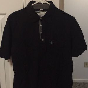 Black Volcom polo